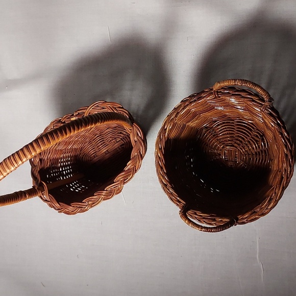 Vintage Wicker Baskets Set of Two Mini Laundry Basket & basket with tall handle - Picture 8 of 9